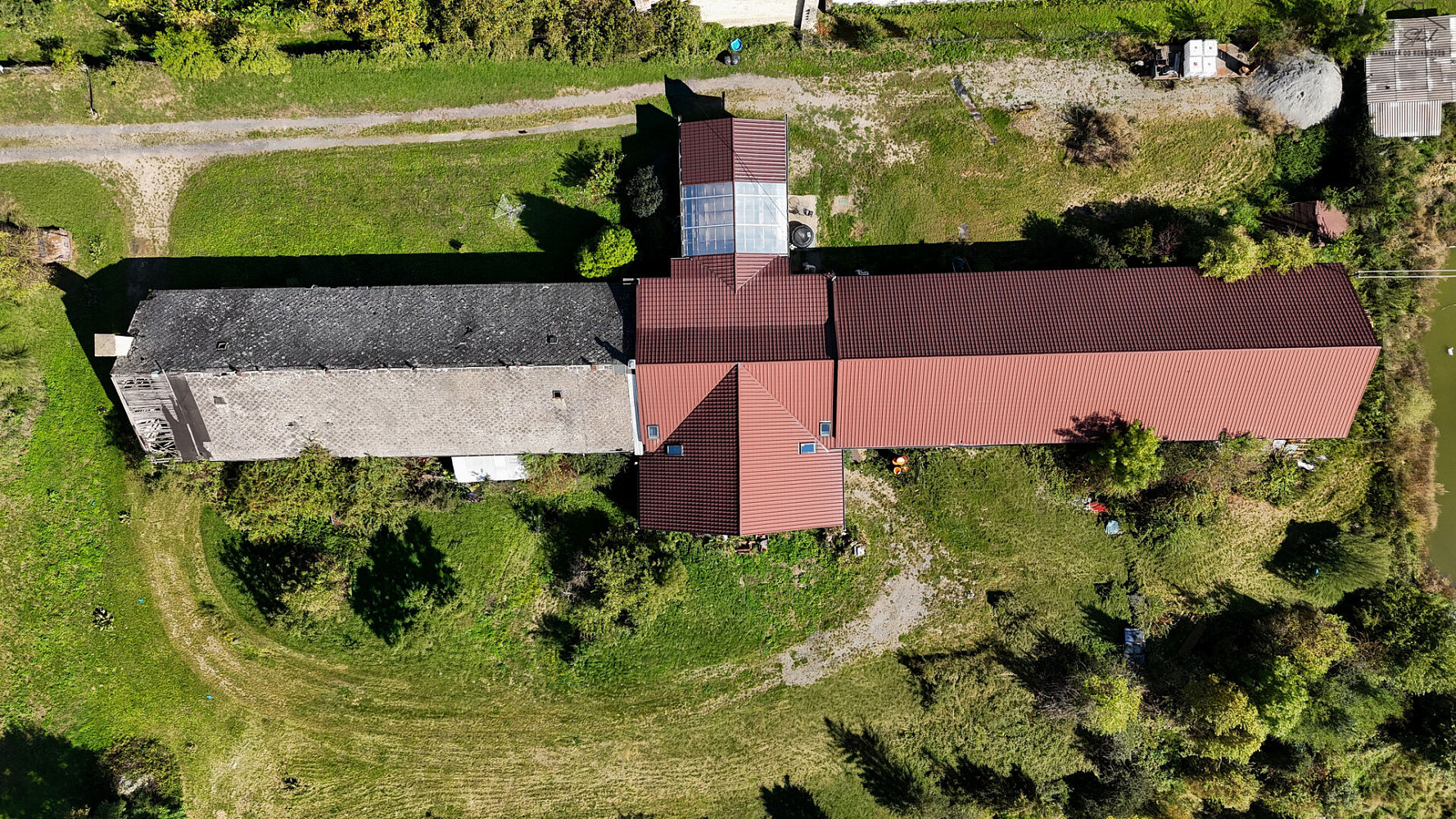Prodej obchodních prostor 1 200 m² — photo 3