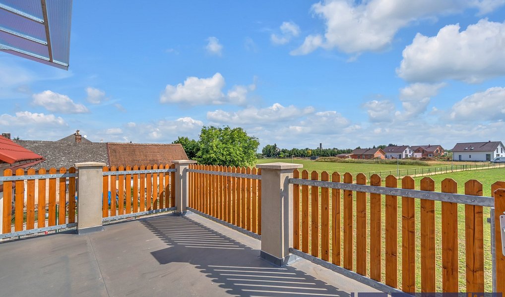 Pronájem bytu 4+kk 88 m², Praskačka – náhled fotky 7