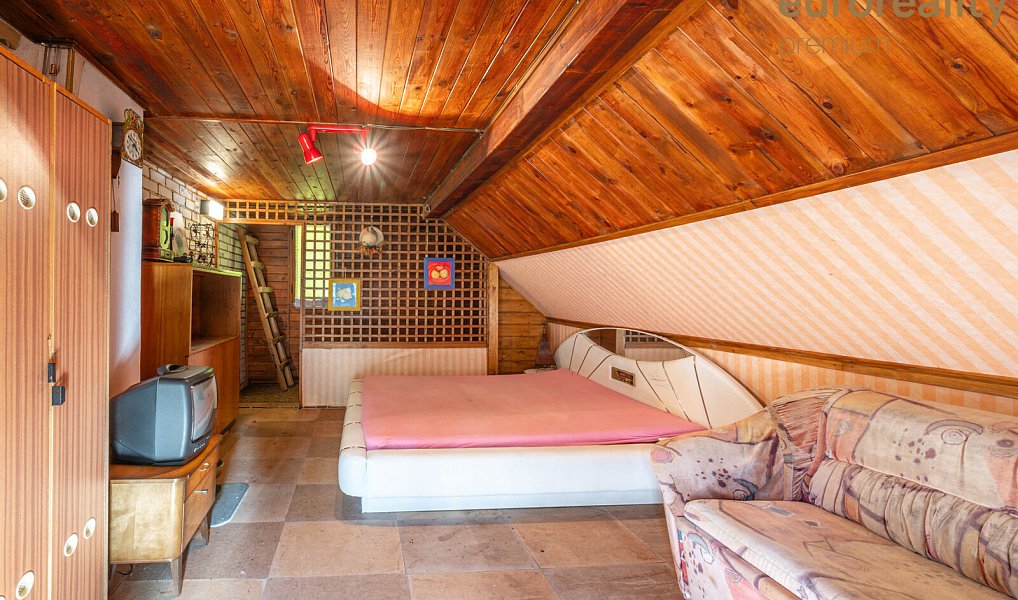 Prodej chaty/chalupy 136 m² s pozemkem 75 m², Černošín – náhled fotky 9