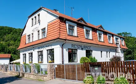Prodej komerčního objektu (jiného typu) 458 m², K Přívozu, Srbsko, okres Beroun