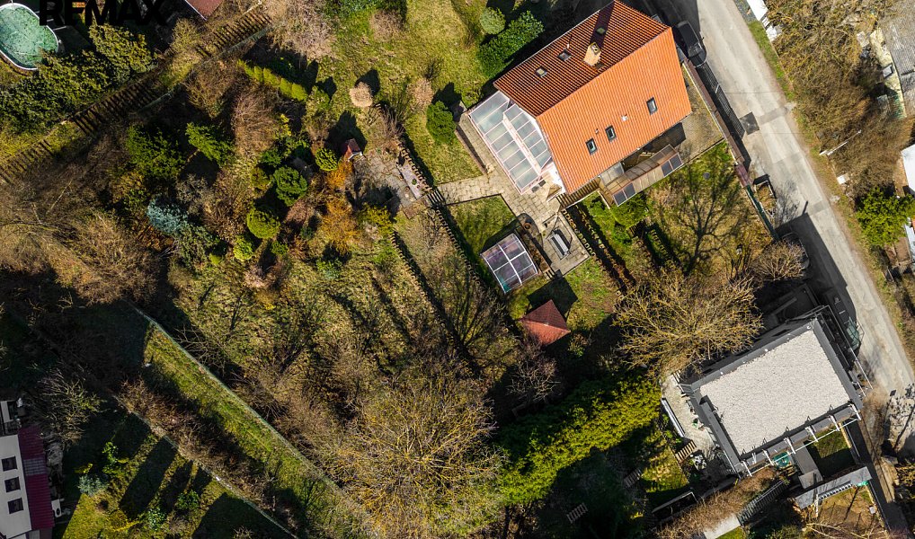 Prodej domu 300 m² s pozemkem 2 121 m², Měchenice – náhled fotky 12