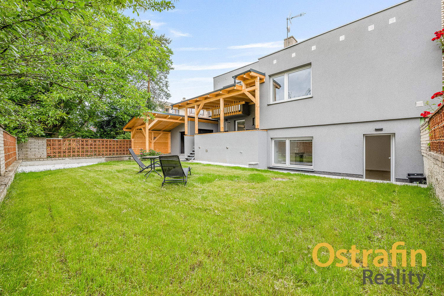 Prodej domu 260 m² s pozemkem 150 m² – fotografie 2