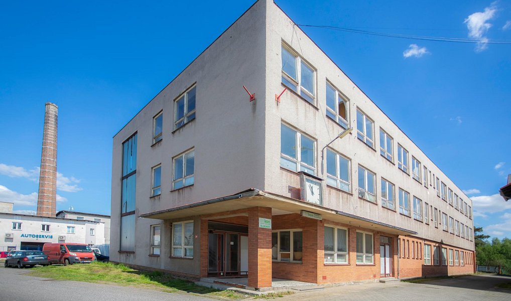 Prodej domu 432 m² s pozemkem 474 m², Šluknov – náhled fotky 2