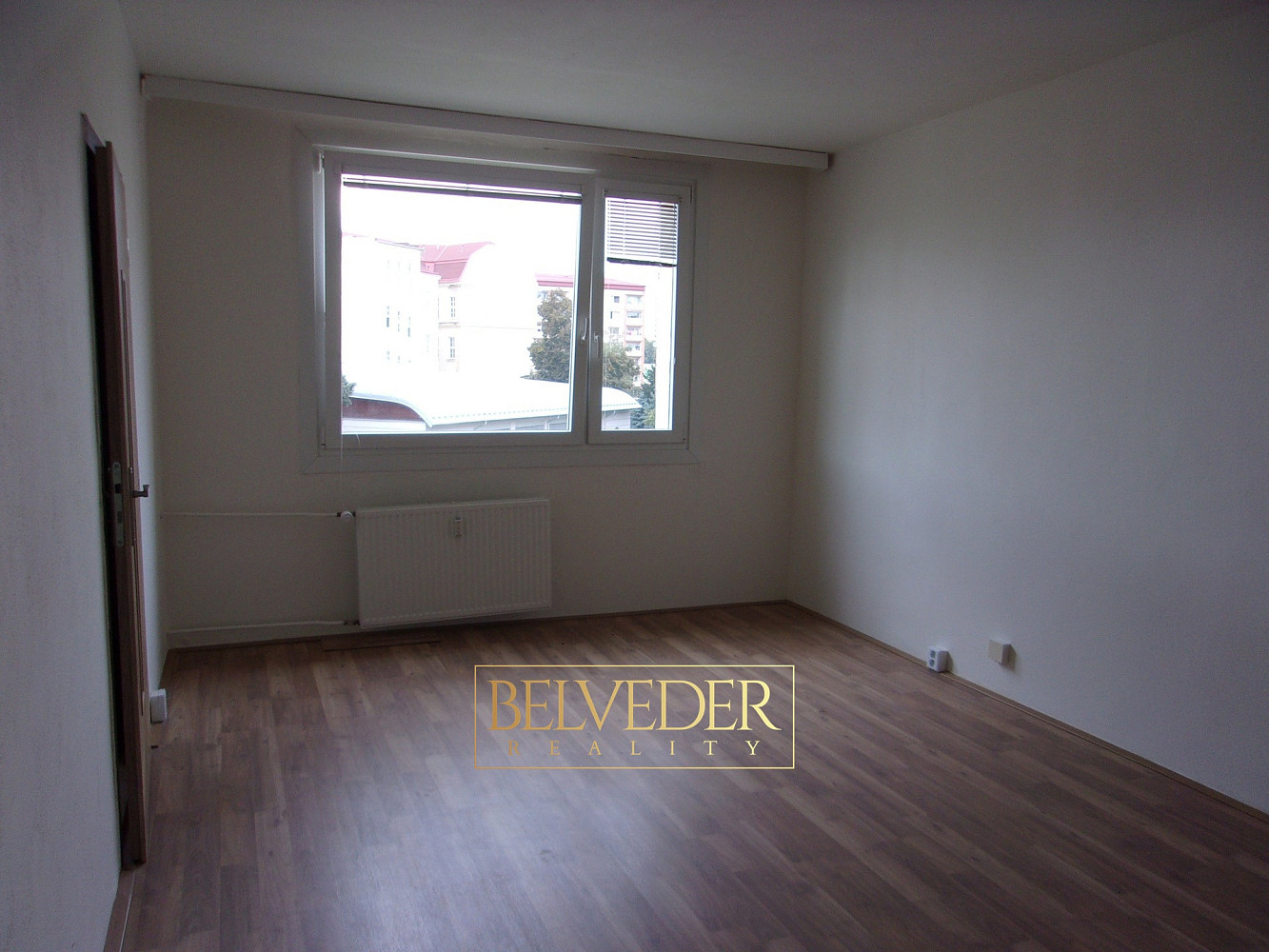 Pronájem bytu 2+1 62 m² – pohled 3