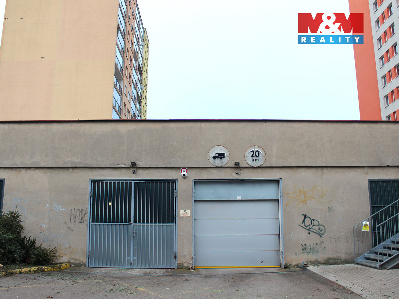 Pronájem garážového stání, 12 m2, praha, ul. ve lhotce — photo 5