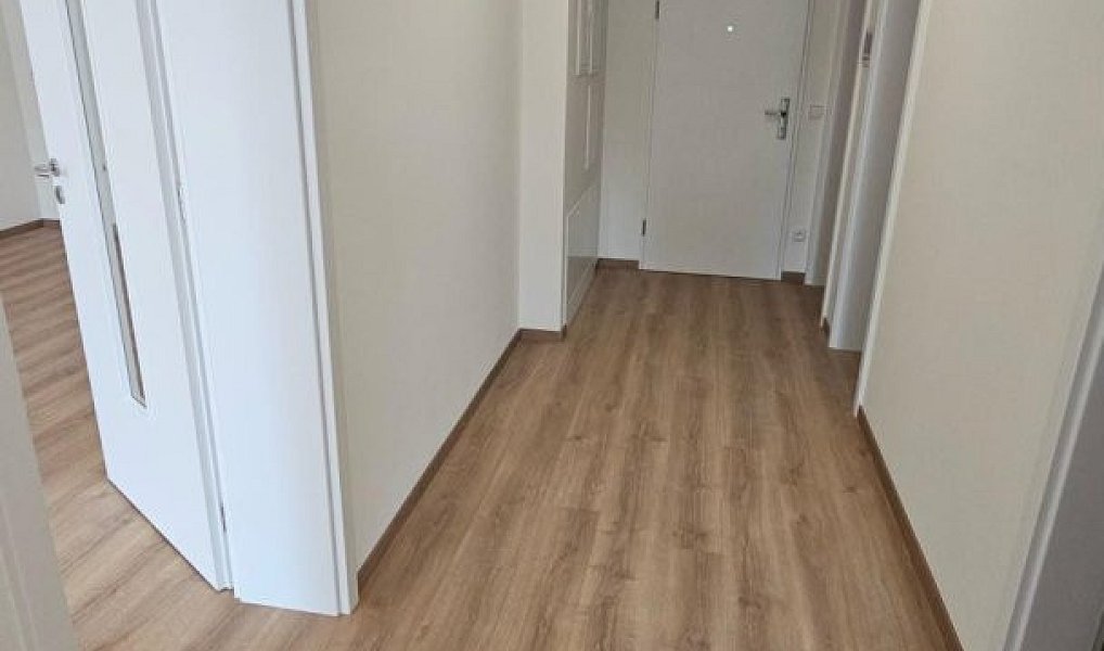 Pronájem bytu 2+kk 71 m², Jablonec nad Nisou – náhled fotky 4