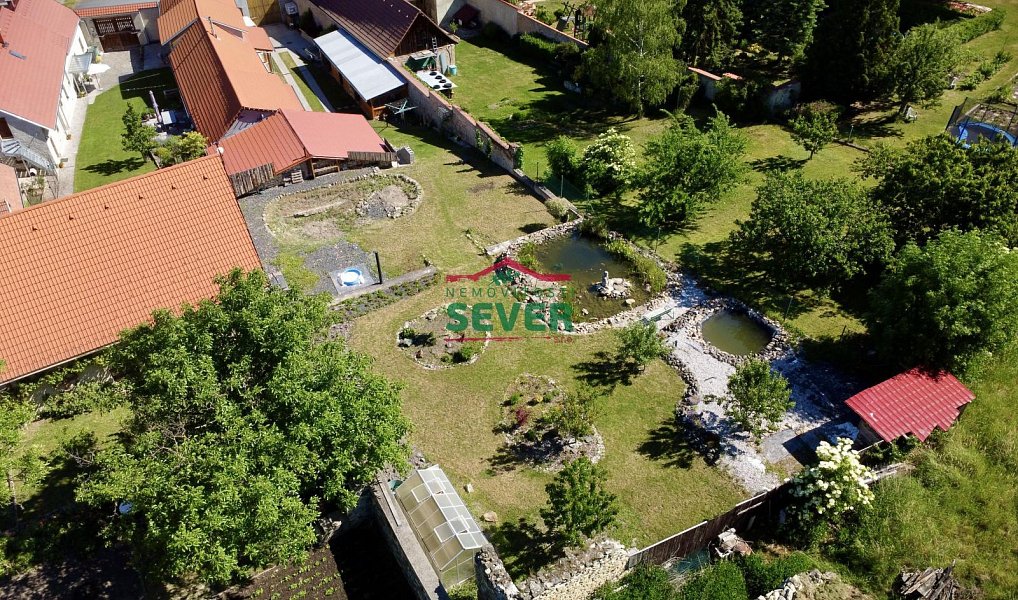 Prodej domu 220 m² s pozemkem 1 576 m², Louny – náhled fotky 25