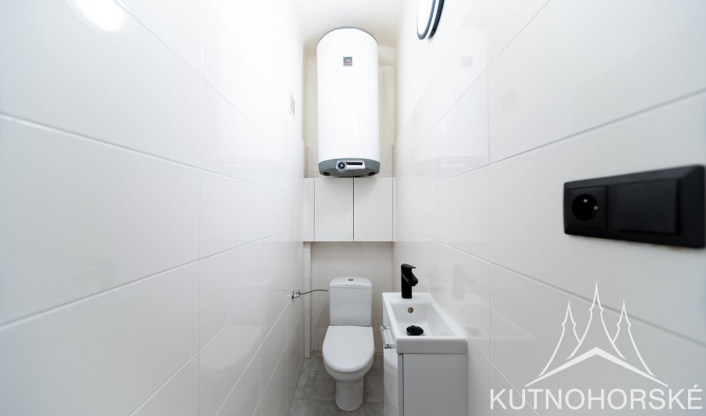 Prodej bytu 2+kk 40 m², Praha – náhled fotky 15