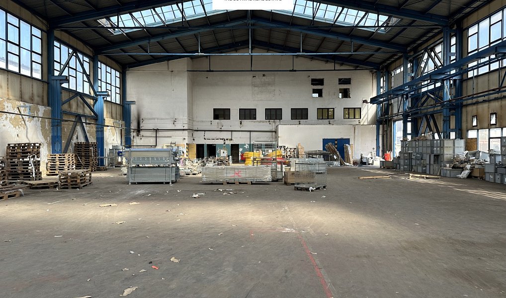 Pronájem skladovacích prostor 2 050 m², Příbram – náhled fotky 13