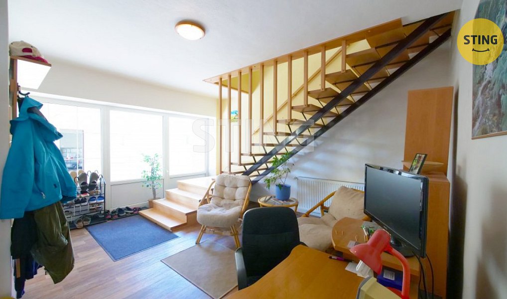 Prodej domu 295 m² s pozemkem 1 089 m², Holasovice – náhled fotky 20