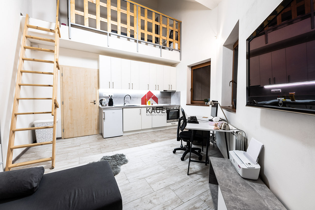 Pronájem bytu 2+kk 40 m²
