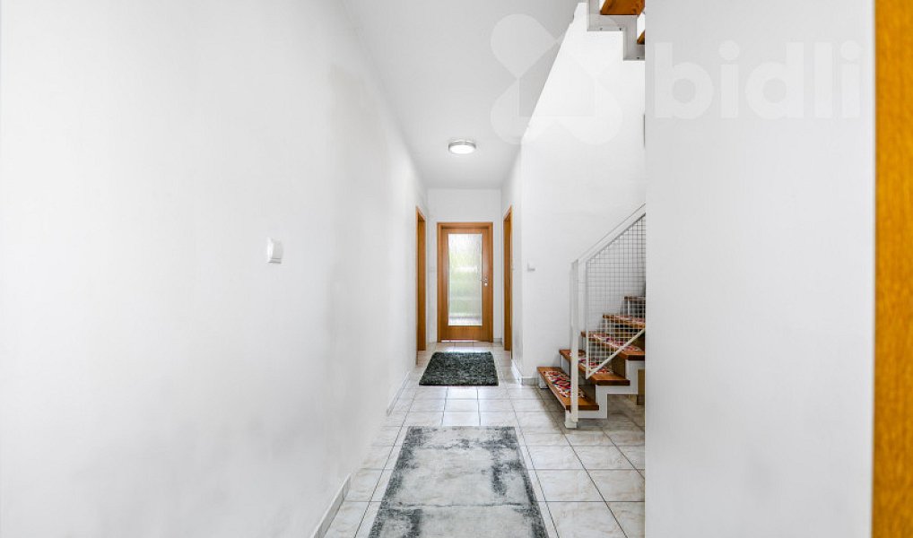 Prodej domu 233 m² s pozemkem 1 063 m², Letkov – náhled fotky 17