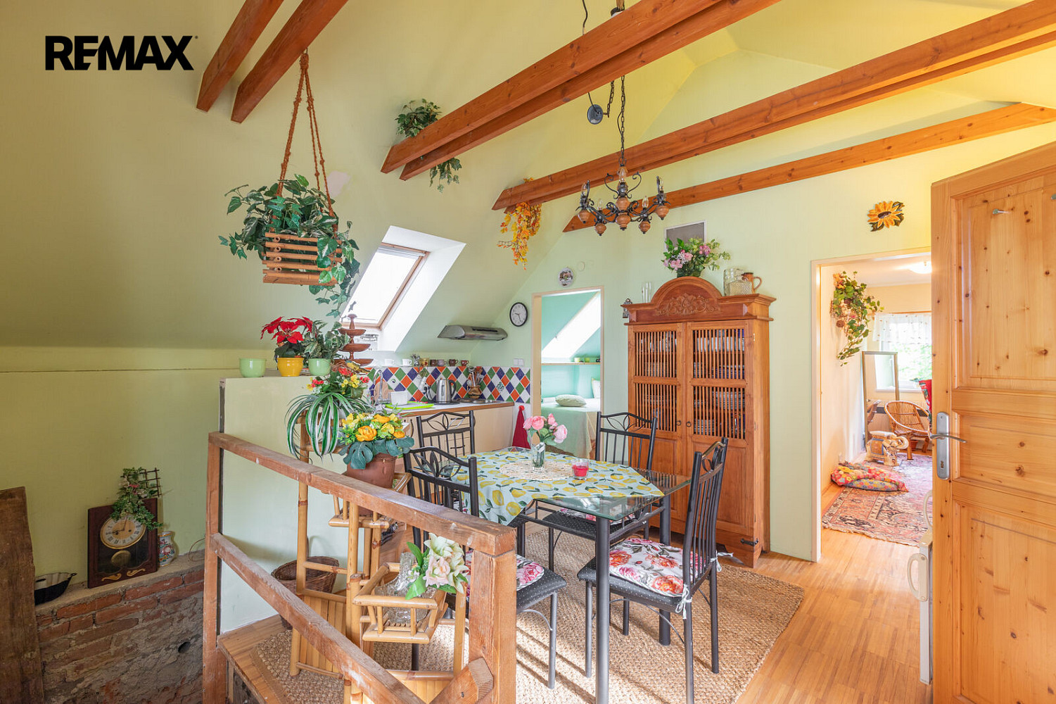 Prodej domu 202 m² s pozemkem 551 m² – fotografie 5