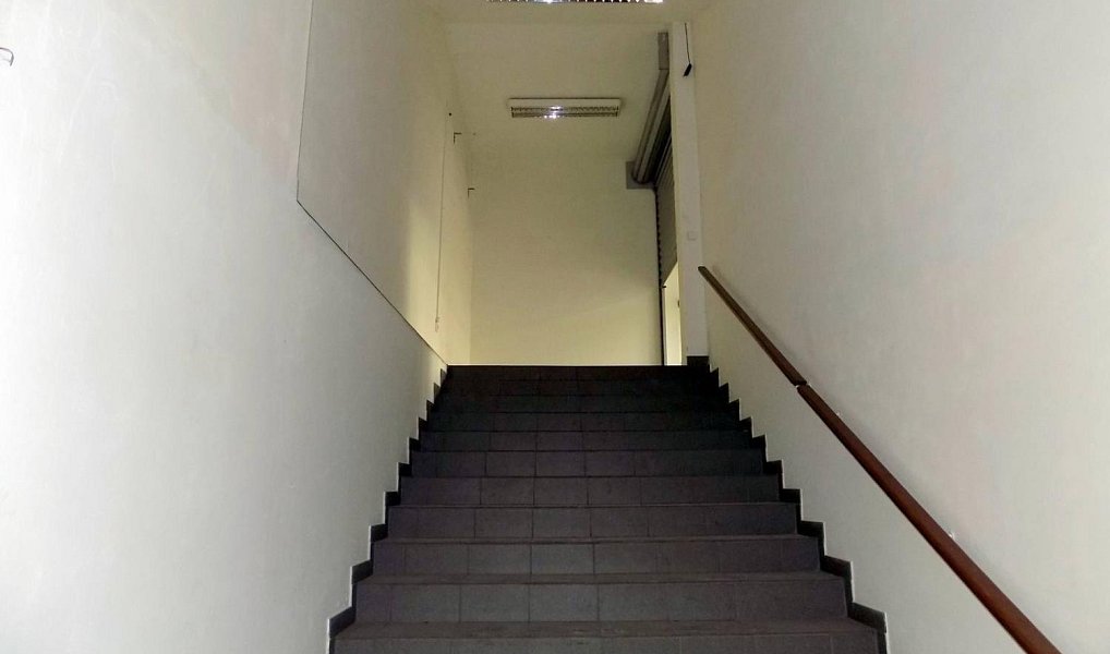Pronájem obchodních prostor 750 m², Nový Bor – náhled fotky 3