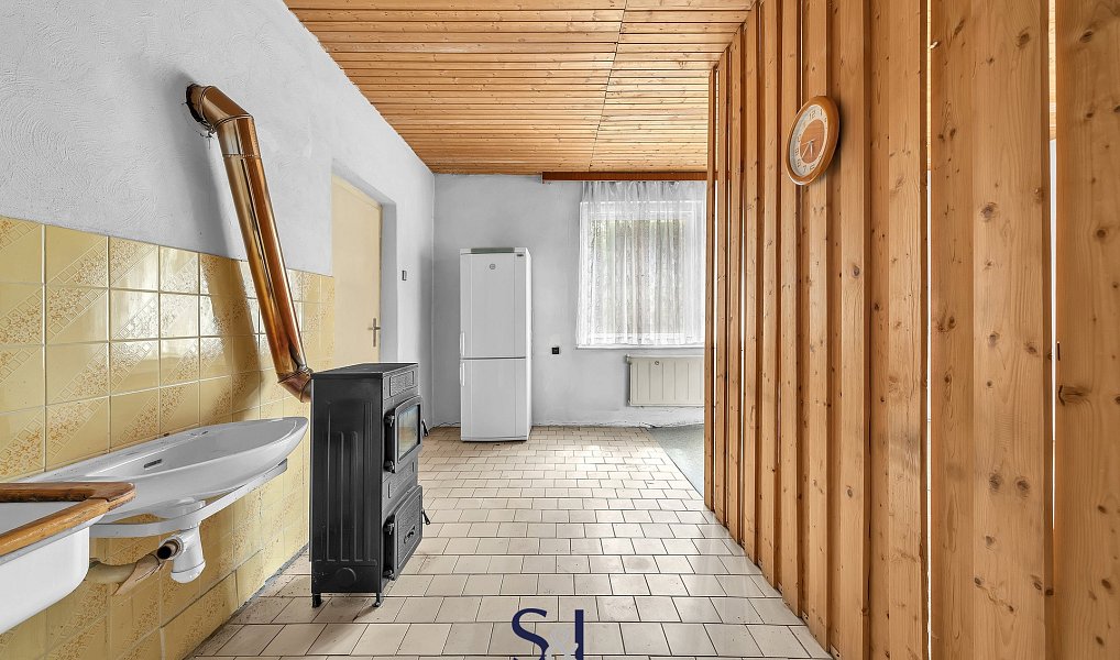 Prodej domu 122 m² s pozemkem 2 849 m², Loužnice – náhled fotky 2