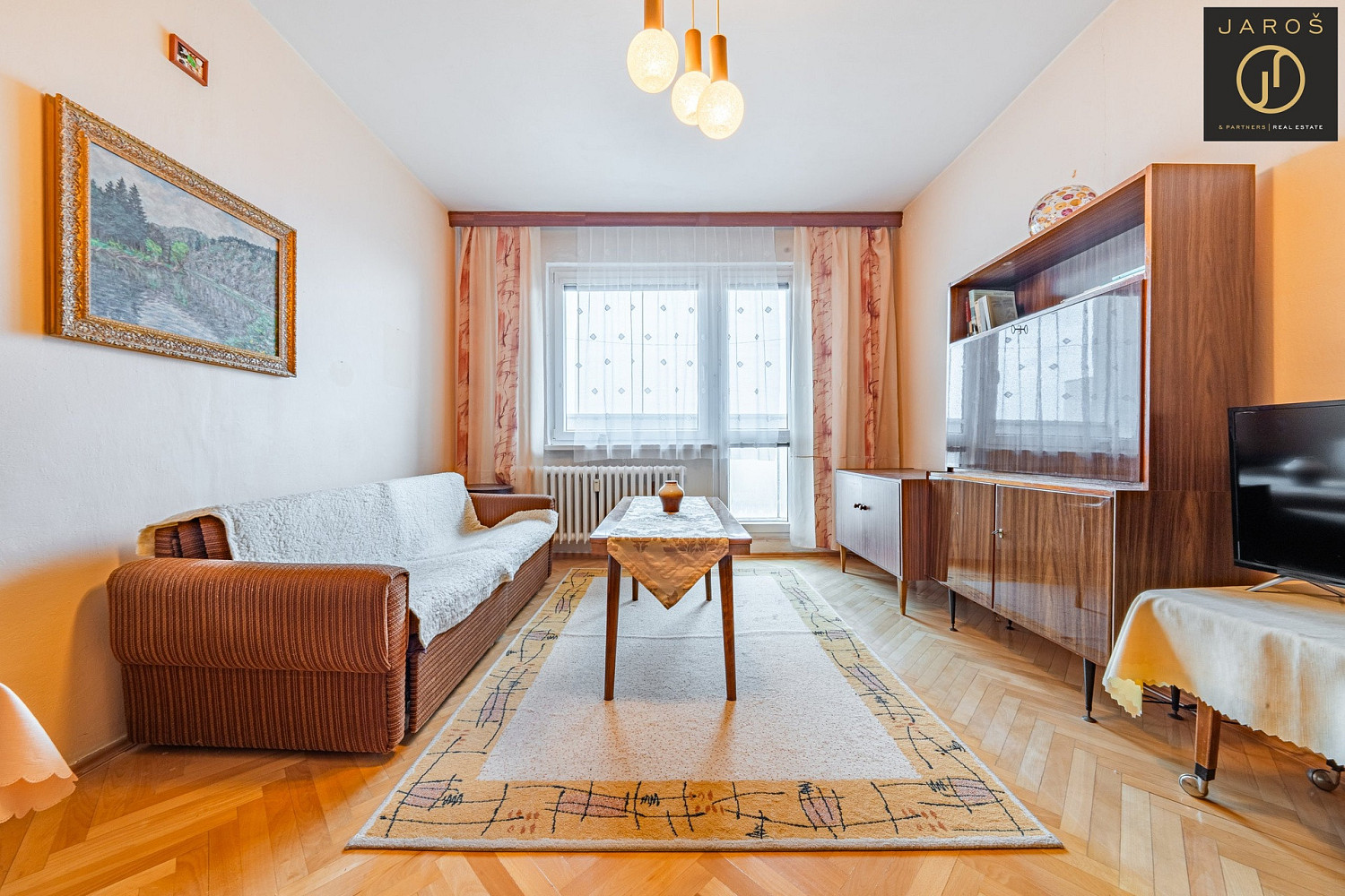 Prodej bytu 2+1 53 m² — photo 2