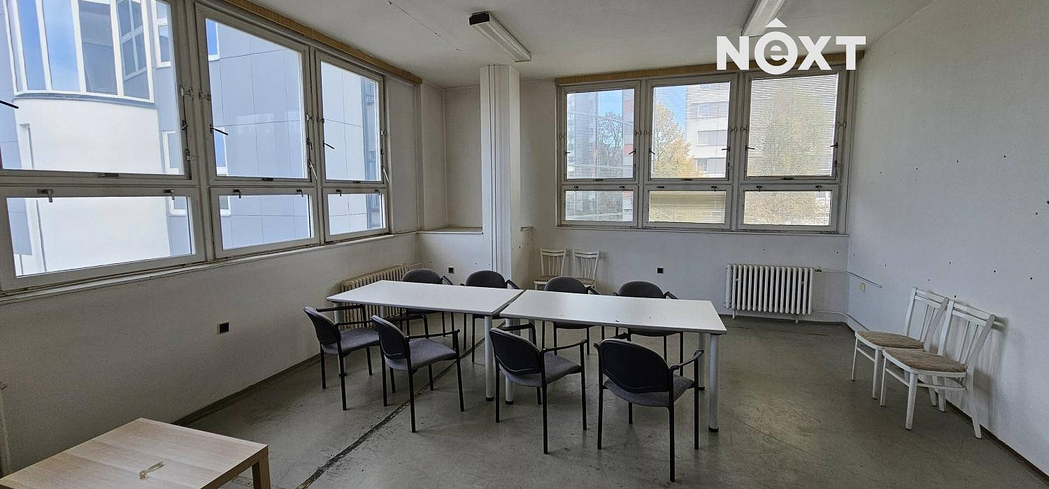 Pronájem kanceláře 68 m² — photo 4