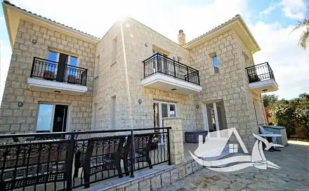 Prodej domu 320 m² s pozemkem 1 536 m², Latchi, Kypr