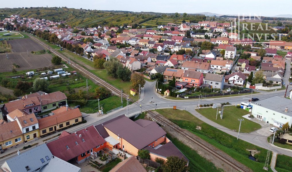 Prodej domu 550 m² s pozemkem 775 m², Mutěnice – náhled fotky 15