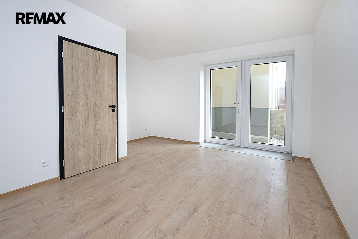 Pronájem bytu 3+kk 78 m² – fotografie 3