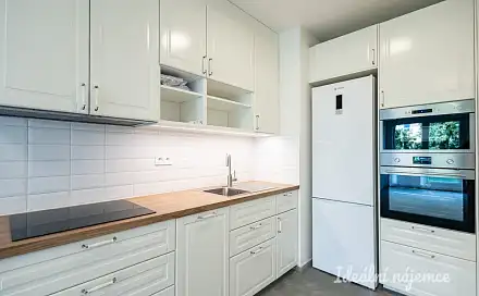 Pronájem bytu 2+kk 52 m², Praha 3 - Vysočany