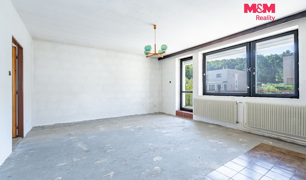 Prodej domu 180 m² s pozemkem 466 m², Chvaletice – náhled fotky 14
