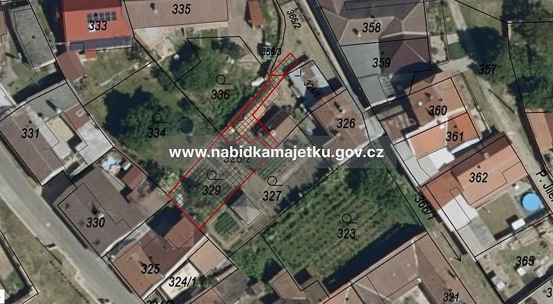 Prodej pozemku 182 m²