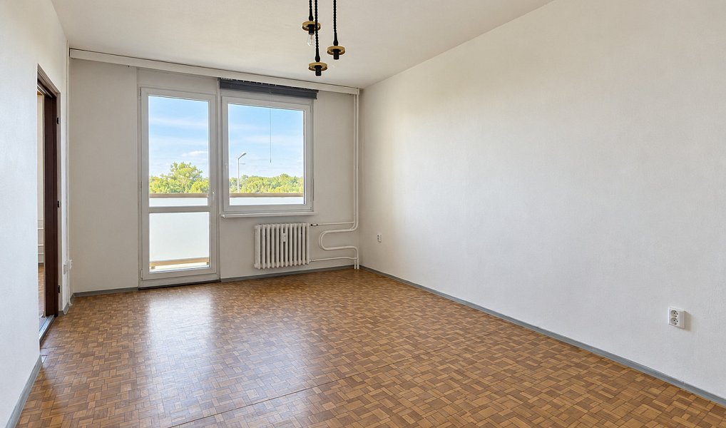 Pronájem bytu 3+1 95 m², Hradec Králové – náhled fotky 7