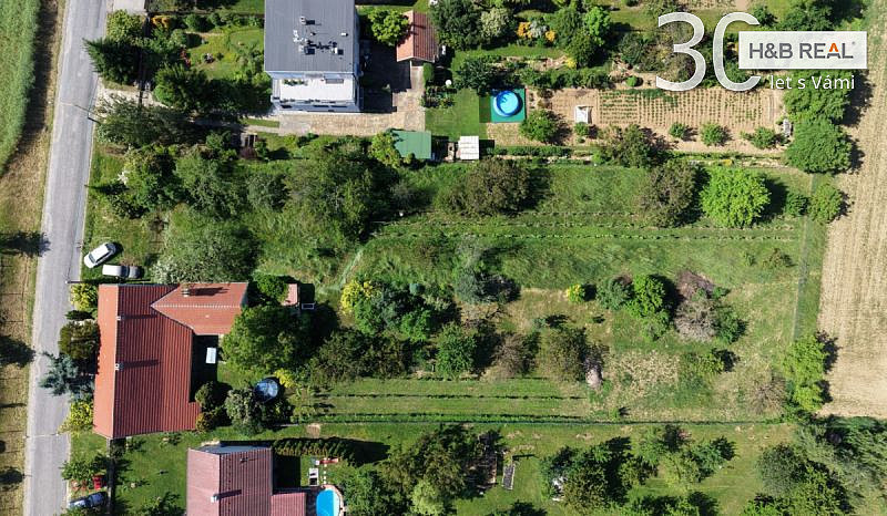 Prodej stavebního pozemku 1 584 m² – fotografie 4