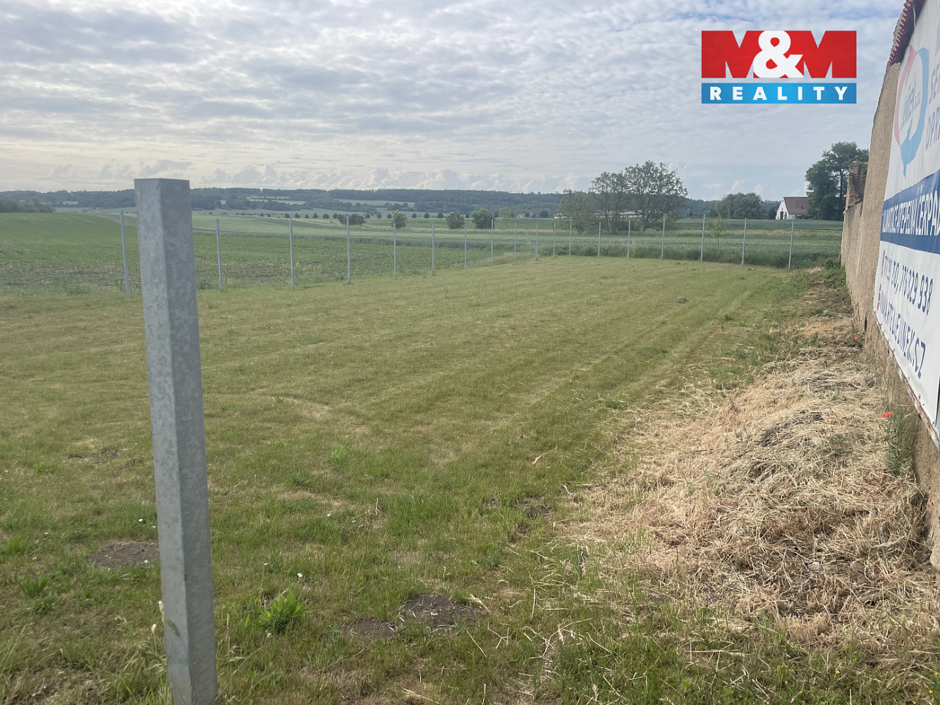 Prodej stavebního pozemku 1 066 m² – pohled 4