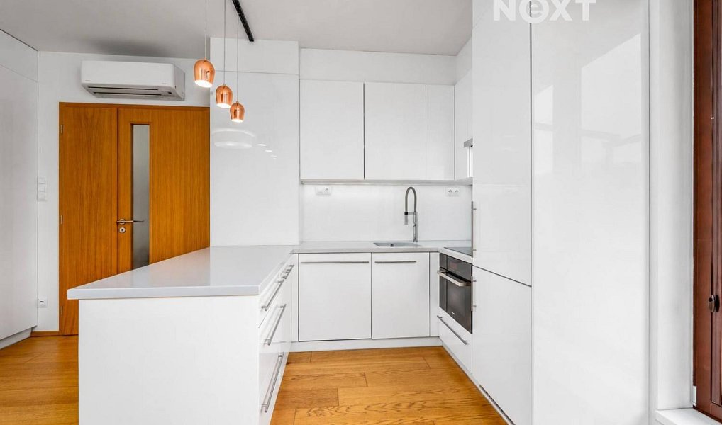 Pronájem bytu 3+kk 98 m², Praha – náhled fotky 4