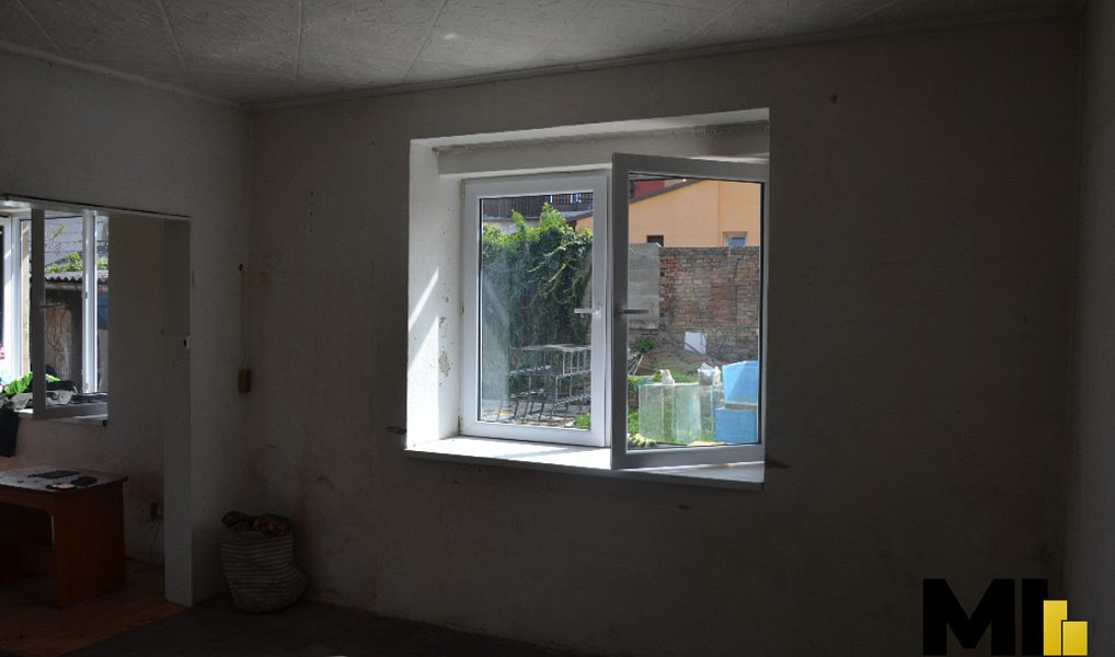 Prodej domu 96 m² s pozemkem 2 877 m², Bechlín – náhled fotky 8