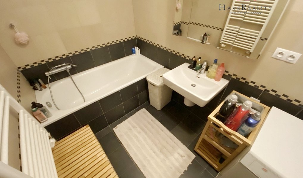 Pronájem bytu 2+kk 65 m², Praha – náhled fotky 9