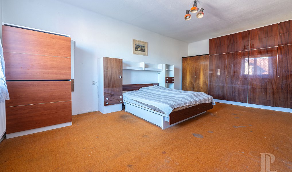 Prodej domu 335 m² s pozemkem 752 m², Strakonice – náhled fotky 20