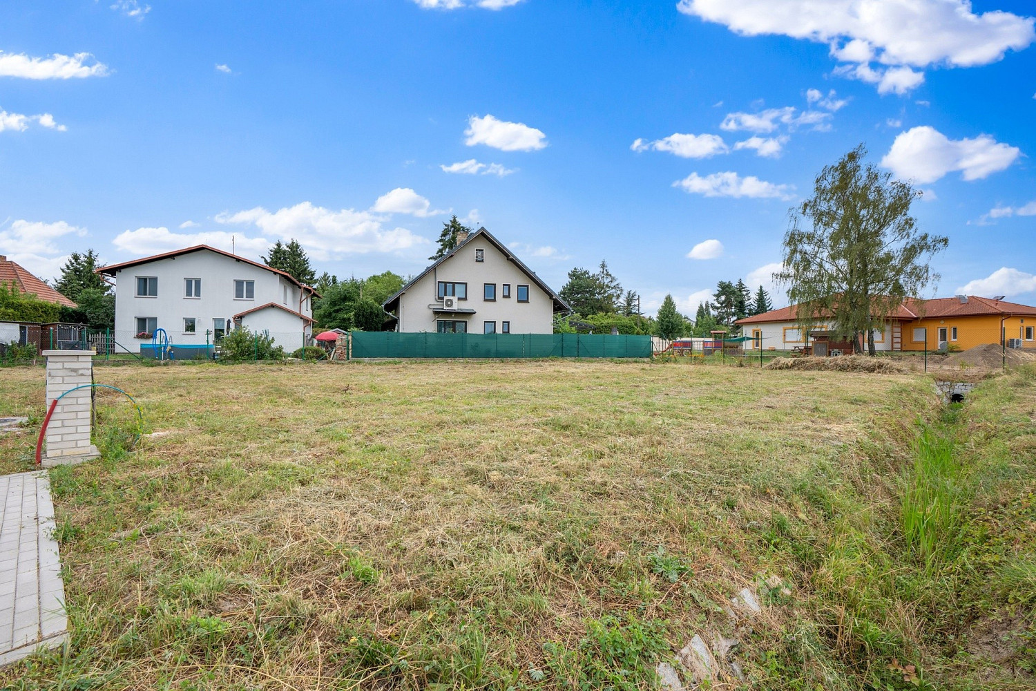 Prodej stavebního pozemku 675 m² – fotografie 5