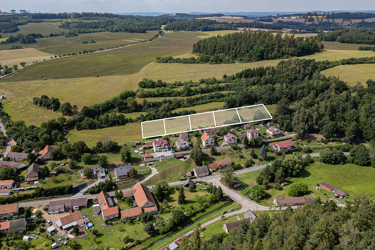 Prodej stavebního pozemku 7 856 m²