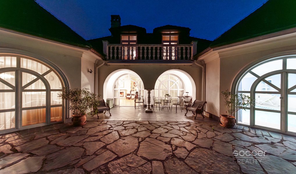 Prodej domu 598 m² s pozemkem 2 298 m², Říčany – náhled fotky 16