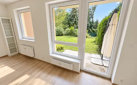 Prodej bytu 2+kk 56 m², Holubova, Horoměřice, okres Praha-západ