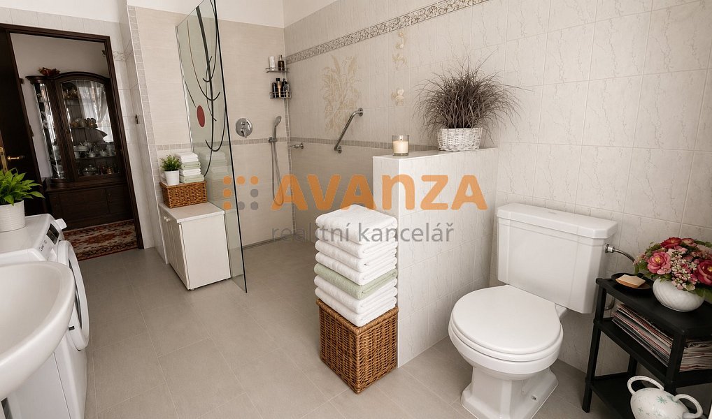Prodej kanceláře 1 200 m², Děčín – náhled fotky 37