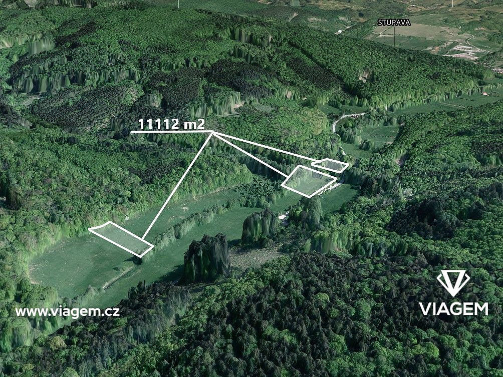 Pole 11 112 m² – pohled 4