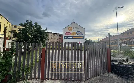 Pronájem komerčního pozemku 1 017 m², Na hrázi, Teplice