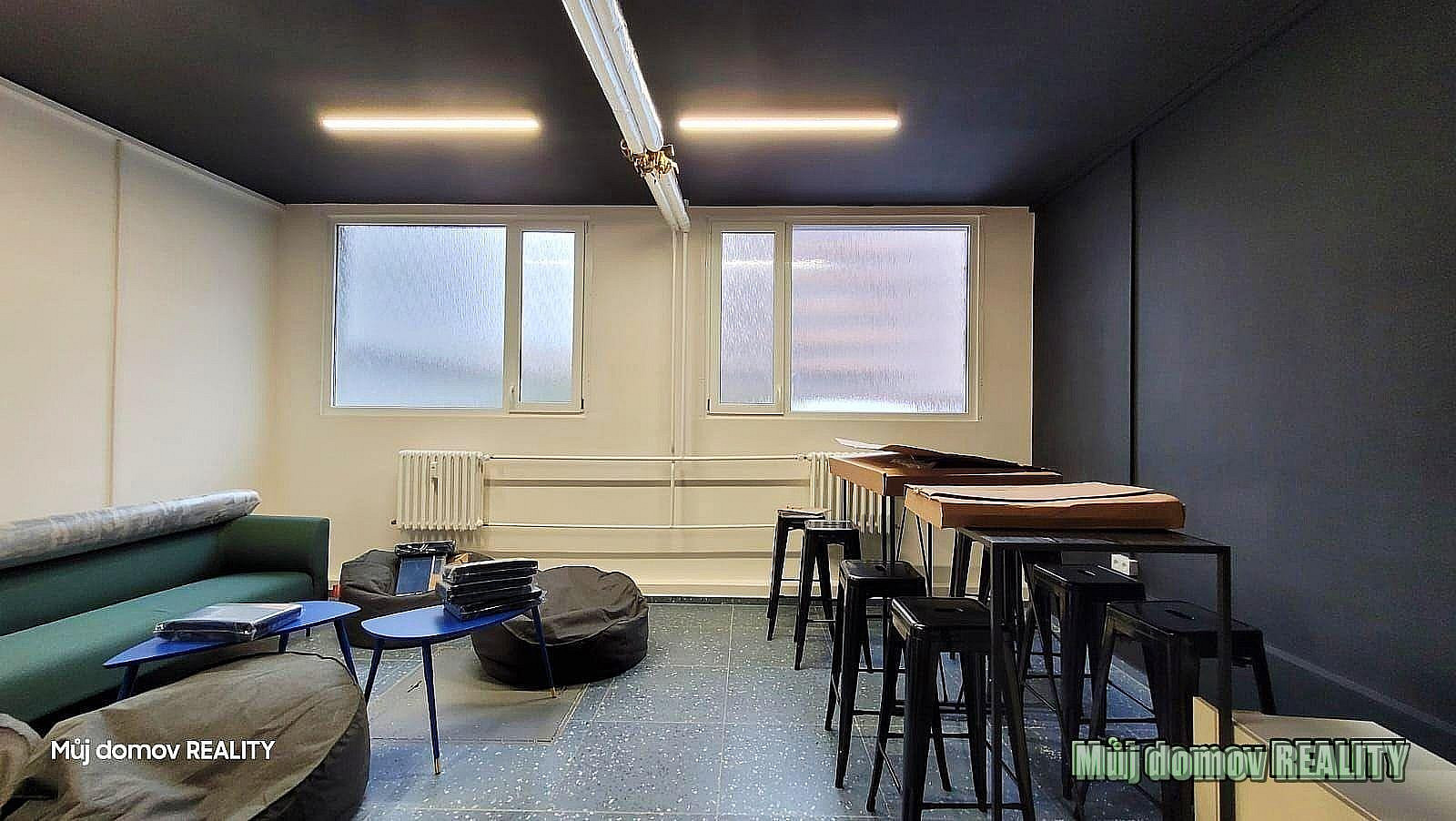 Pronájem bytu 1+kk 22 m² – fotografie 2
