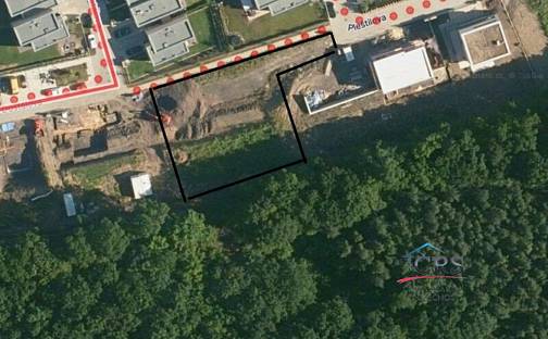 Prodej stavebního pozemku 1 007 m², Praha 4