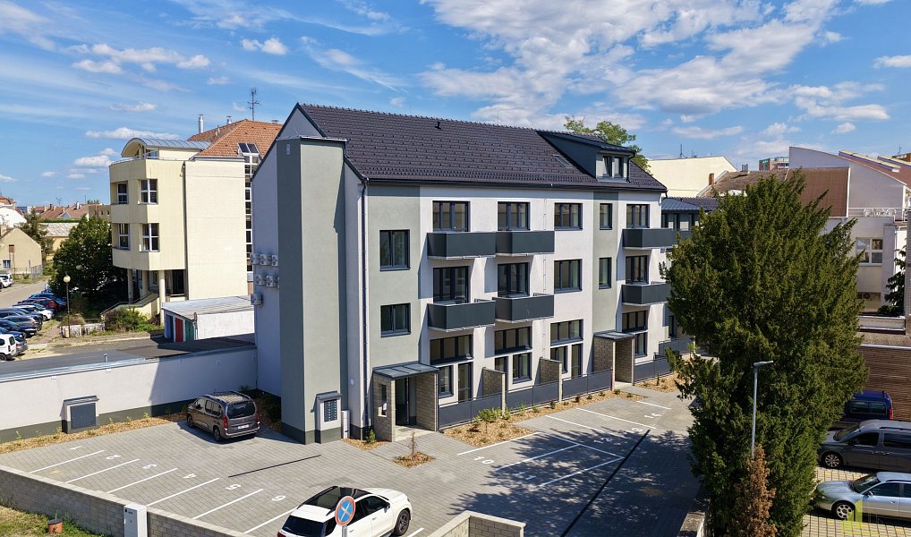 Prodej bytu 3+kk 91 m², Břeclav – náhled fotky 8