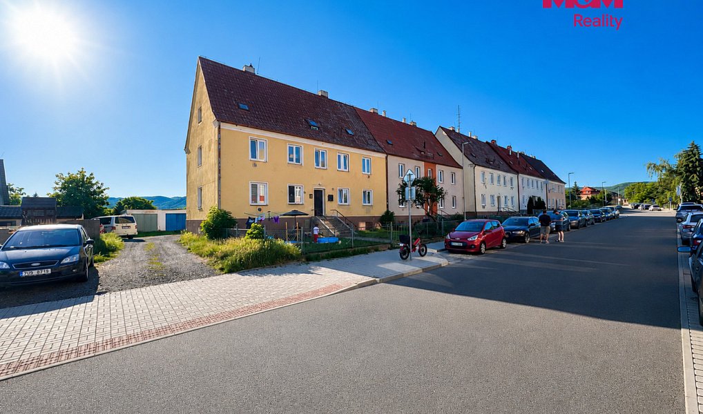 Prodej bytu 2+1 50 m², Klášterec nad Ohří – náhled fotky 2