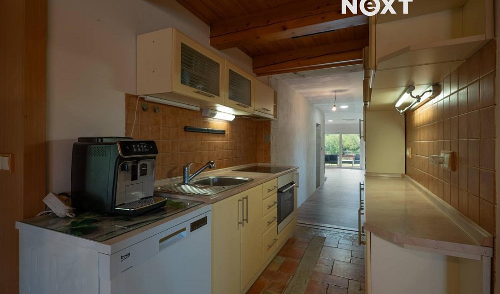 Prodej domu 258 m² s pozemkem 1 924 m², Holedeč – náhled fotky 10