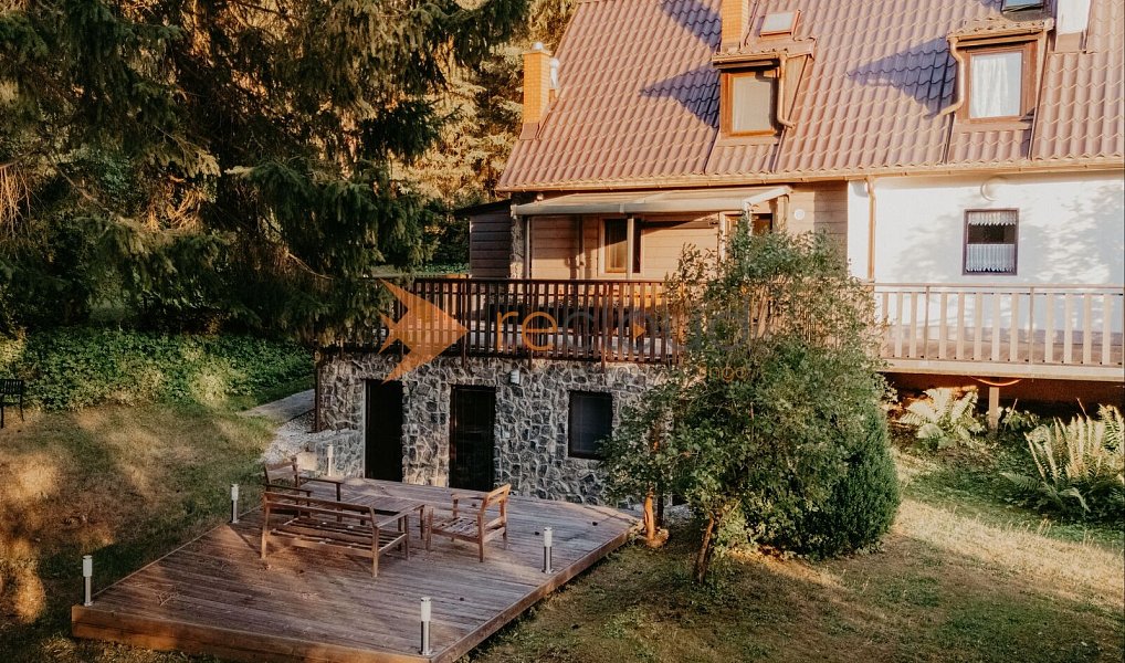 Prodej chaty/chalupy 250 m² s pozemkem 139 m², Frymburk – náhled fotky 26
