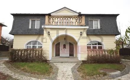 Pronájem domu 360 m² s pozemkem 860 m², Praha 6