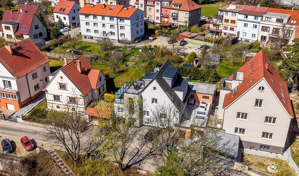 Prodej bytu 3+1 95 m², Tábor – náhled fotky 32