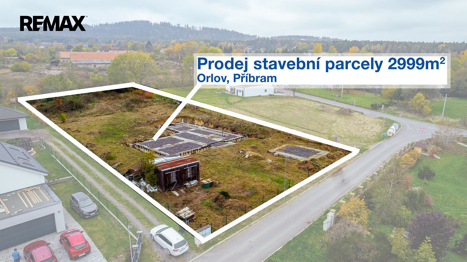 Prodej stavebního pozemku 2 999 m² – fotografie 2